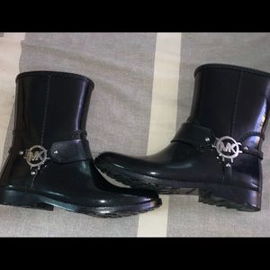 Michael Kors Shiny Black Winter Boots